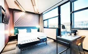 B&B Hotel Muenchen-Moosach